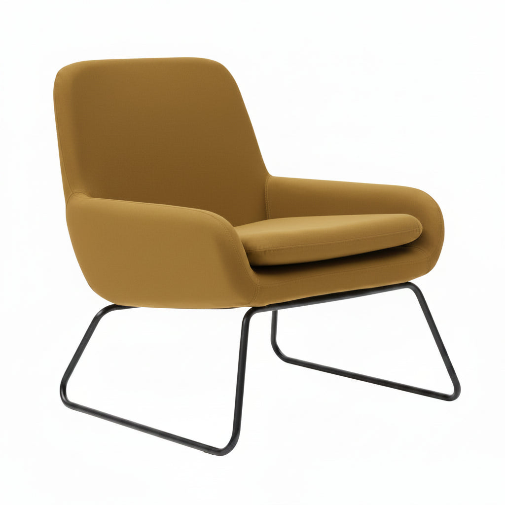 Softline Coco SL gestoffeerde loungefauteuil met sledeframe