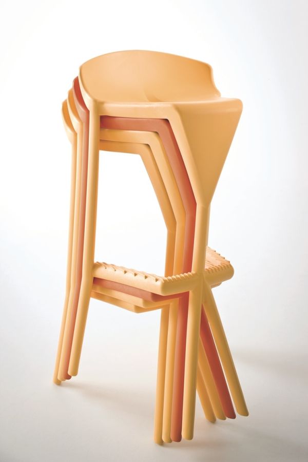 Hart Kunststof kruk – Stapelbaar en Comfortabel