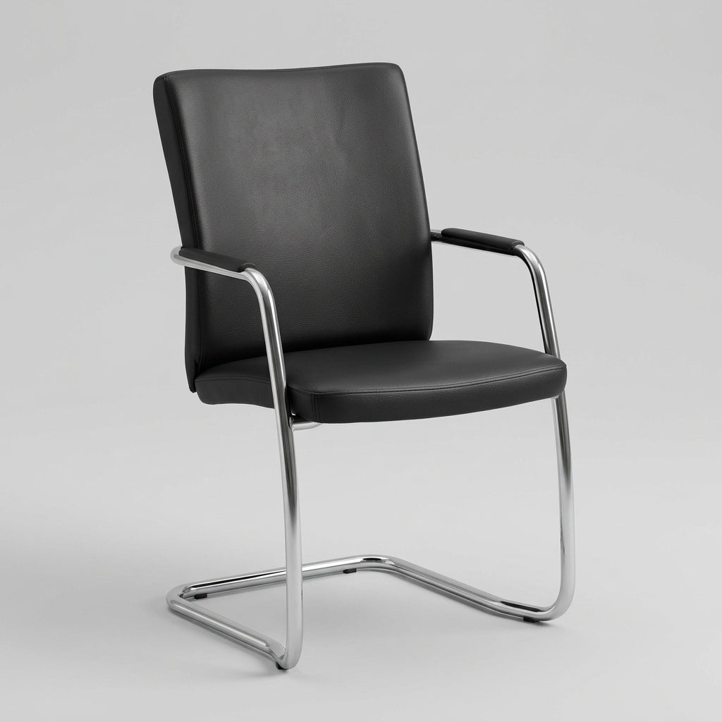 Vergaderstoel Blanche in zwart leatherlook met verchroomd frame en comfortabele armleuningen